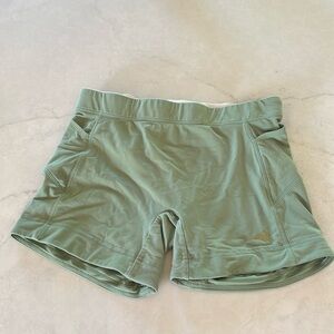 Green Tracksmith lane 5 shorts size small